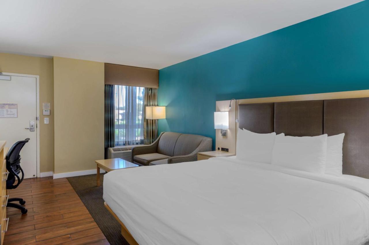 Best Western Plus South Coast Inn Goleta Exterior foto