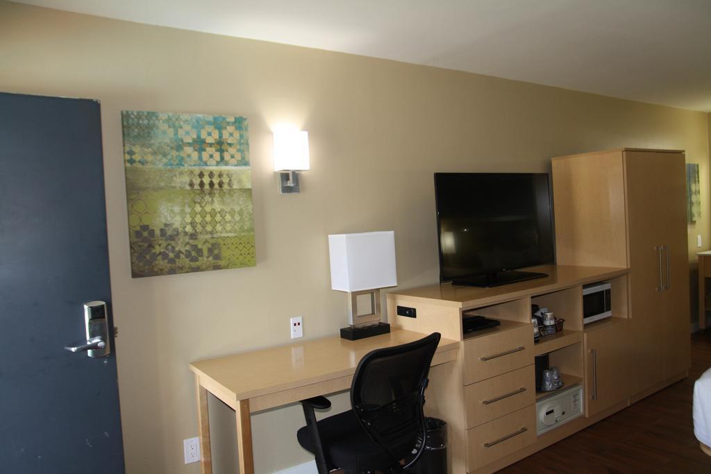 Best Western Plus South Coast Inn Goleta Quarto foto